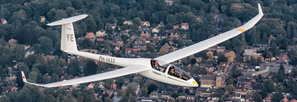 DG-1000S (YE) van ZC Flevo